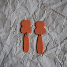 Load image into Gallery viewer, Fig. 8 Earrings in Navel Orange
