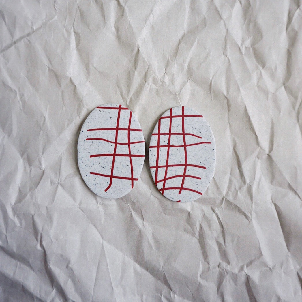 Simple Oval Studs - Red Grid