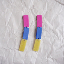Load image into Gallery viewer, Linear Stack Earrings 004