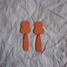 Load image into Gallery viewer, Fig. 8 Earrings in Navel Orange